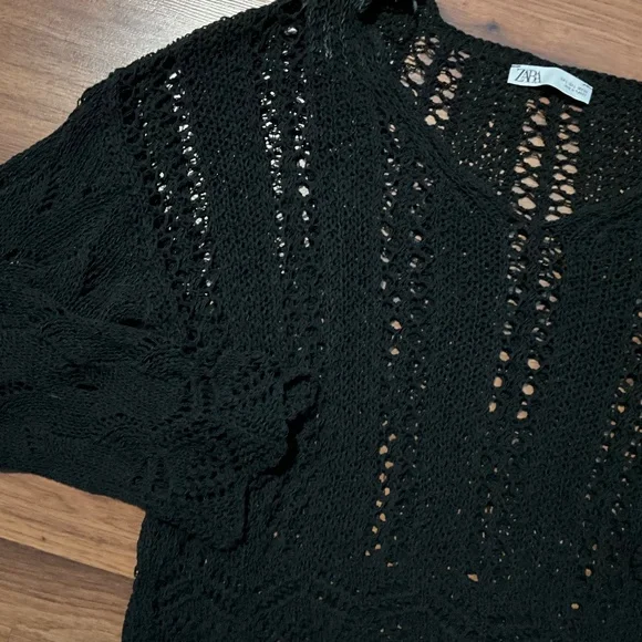 Zara Crochet Sweater - Picture 3 of 5